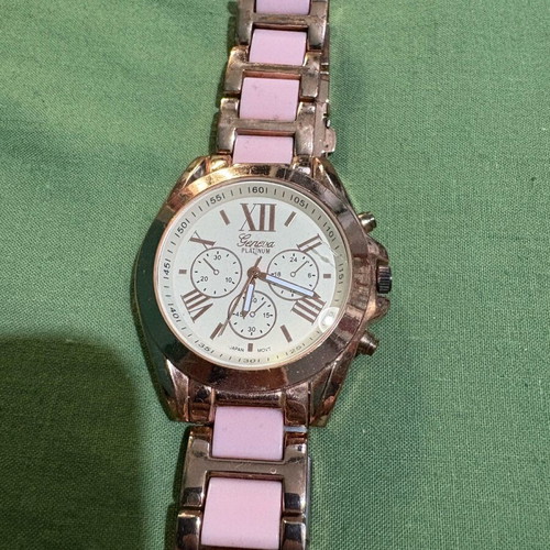 Wristwatch used, women's pink and silver