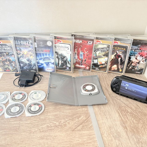 Sony PlayStation Portable PSP used with 14 games and charger