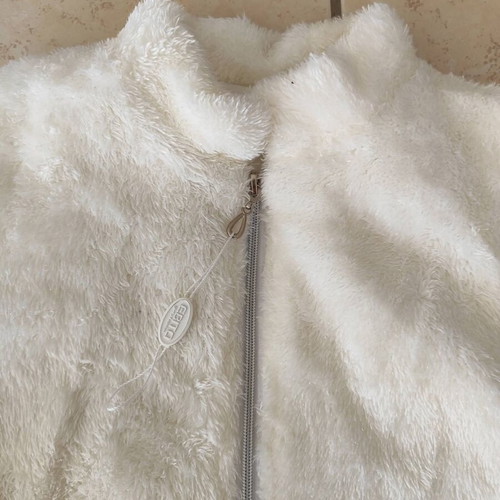 Miss Evita fur vest new, size 6, white