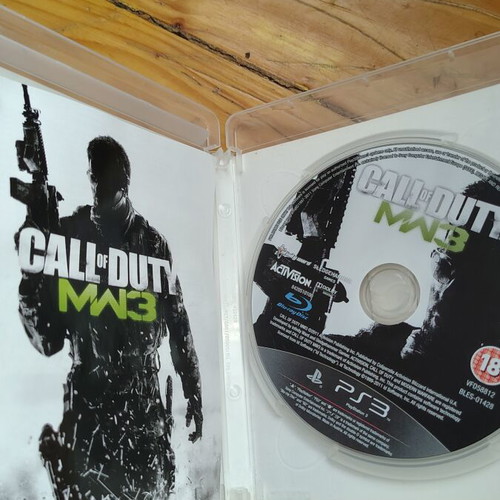 Call of Duty Modern Warfare 3 PS3 game used, complete with manual