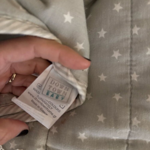Down Town crib quilt grey like new