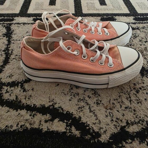 Converse women's shoes, pink