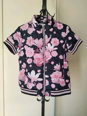 Κοντομάνικο μπουφάν OVS σαν καινούργιο, μαύρο με ροζ λουλούδια, 12-13 ετών