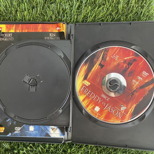 Freddy vs Jason DVD like new, thriller horror