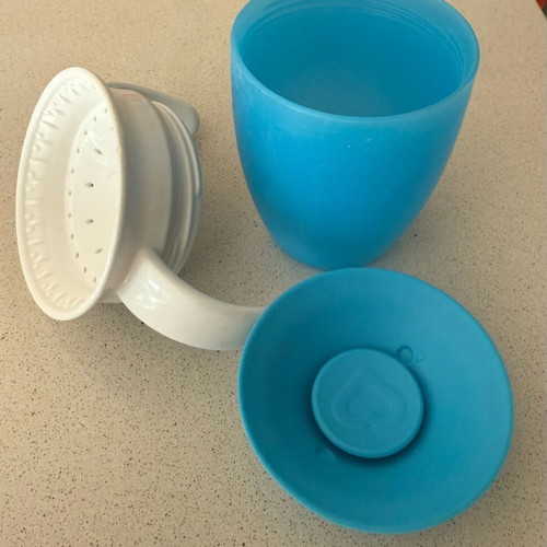 Munchkin Miracle 360° toddler cups used, pack of 2, blue and pink