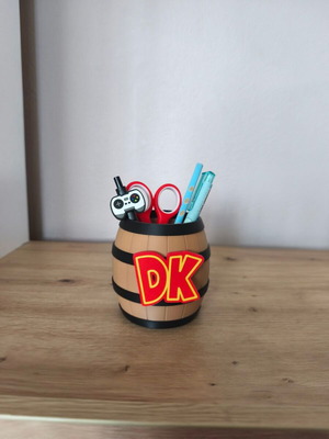 Donkey Kong Barrel Pencil Case new made of PLA plastic