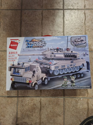Thunder Tank Transporter building blocks set, new, 829 pieces