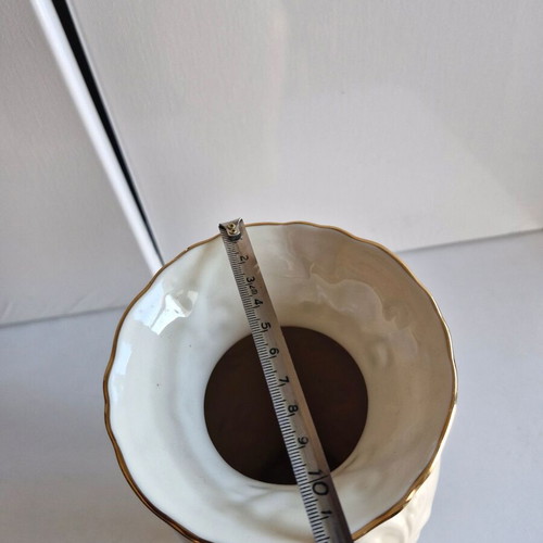 Lenox vase with 24K gold new, embossed vintage decoration