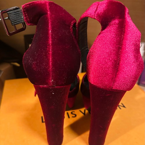 Migato pumps used, size 37, burgundy velvet