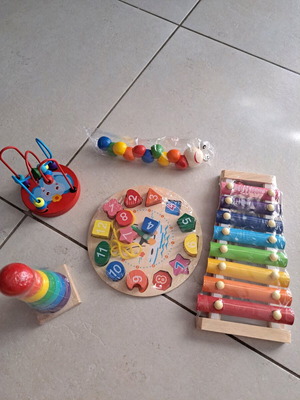Wooden toy set 5 in 1 new for learning colors and shapes