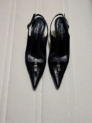 YSL Black Pointed Heels Size 37 Like New