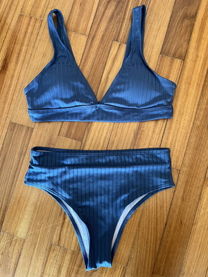 Bikini Shein like new, blue striped