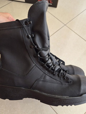 Rocky Military Gore-Tex Flight Deck Boots like new, size US 13R