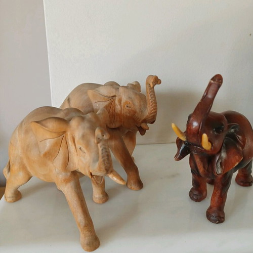 Decorative wooden carved elephants like new from Bali
