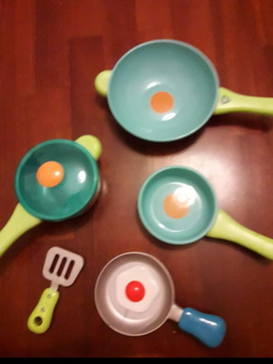 Mothercare children's kitchen toys like new, over 100 pieces