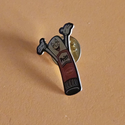 Promotional pin like new
