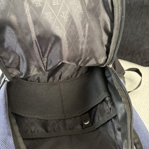 Penguin Original Backpack like new, black and blue