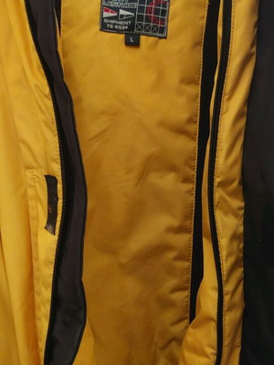 Yellow jacket like new, size Large
