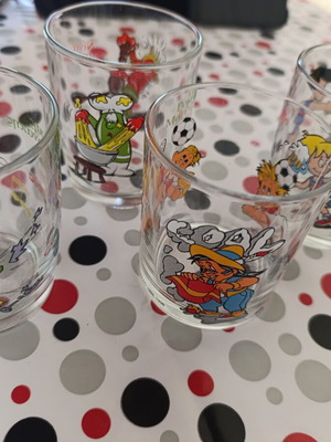 Nutella collectible glasses, set of 4, unused