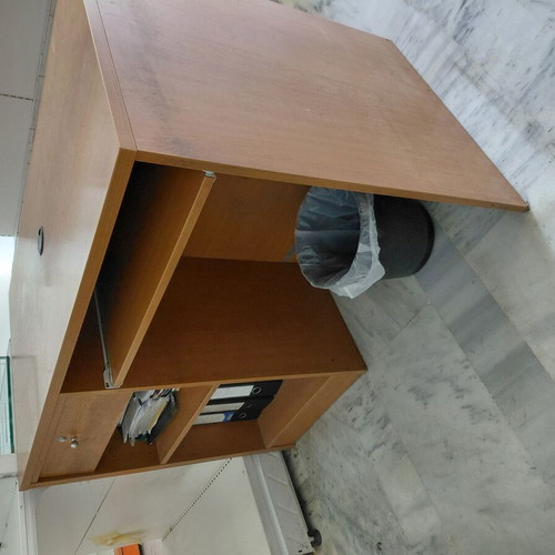 Metal shelves Mini Market used in very good condition