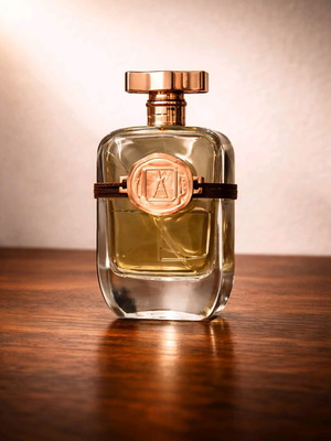 Aura of Kazakhstan Black Gold Eau de Parfum 5ml like new