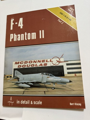 F-4 Phantom II in Detail & Scale Part 2 του Bert Kinzey σαν καινούργιο