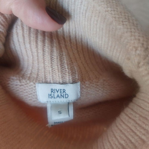 Beige soft River Island sweater S like new