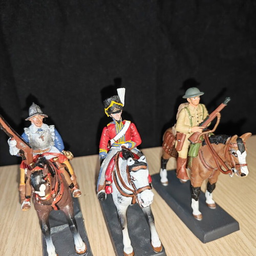 DeAgostini metal miniatures used, mounted soldiers