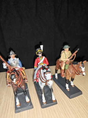 DeAgostini metal miniatures used, mounted soldiers