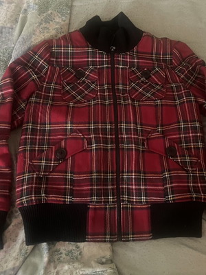 Avanti Harrington style women's jacket size L 40, red