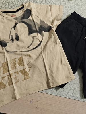 Mickey Mouse boys' set like new, shorts and t-shirt 5-6 years