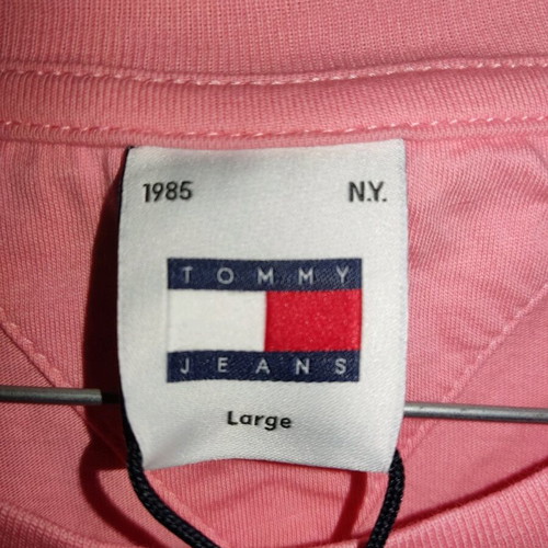 Tommy Hilfiger T-shirt new, pink, size Large