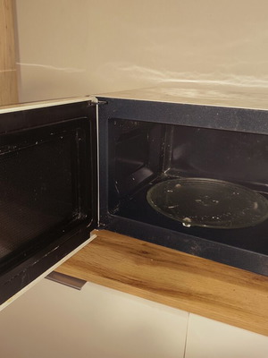Samsung ME711K Solo MWO microwave oven 800W, 20L