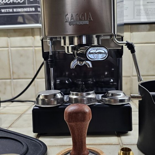 Gaggia Classic Espresso Machine 15bar pressure stainless steel like new
