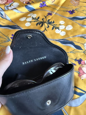 Ralph Lauren Vintage Sunglasses like new with case