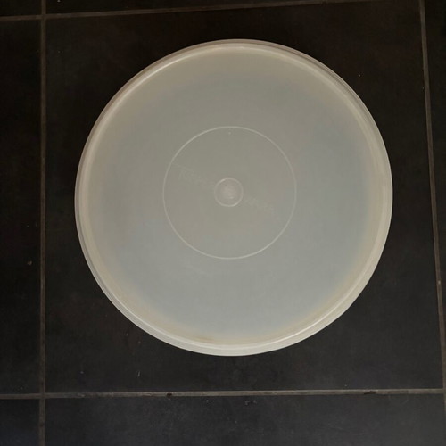 Round Taperware container vintage used from the 1970s