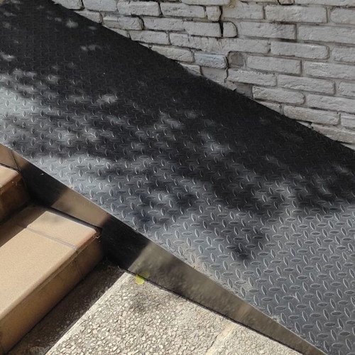 Iron ramp with anti-slip finish 2.05 m length x 0.75 m width like new