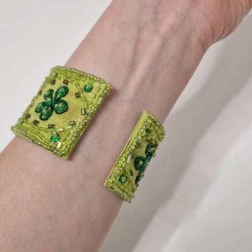 Green linen bracelet with beads new, Alfaparf Milan