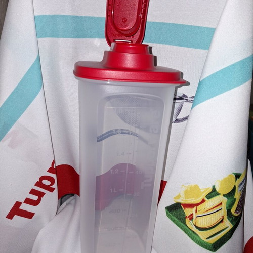 Tupperware 2L jug new, airtight and watertight