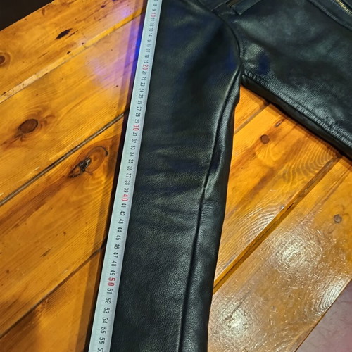 Jacket Leader Vainas leather, like new, black, thick material