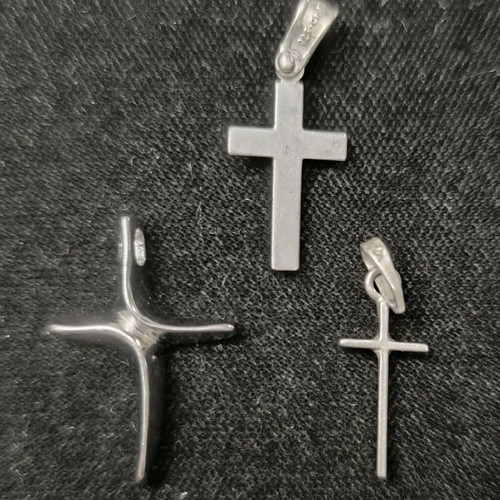 Set of 3 silver crosses like new, .925
