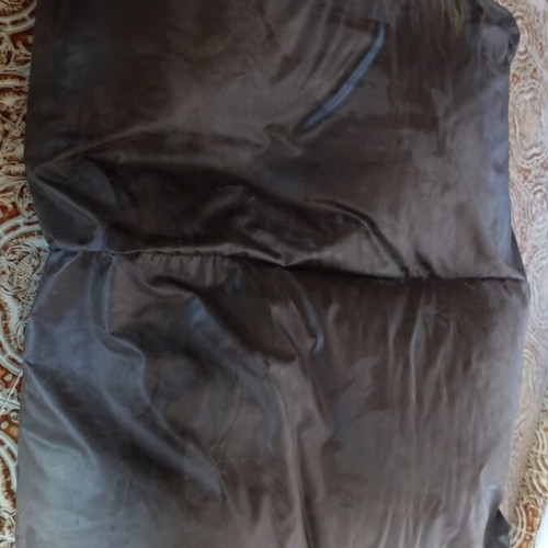 Pouf sofa like new, leather with zipper filling