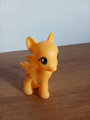 Pony figure used