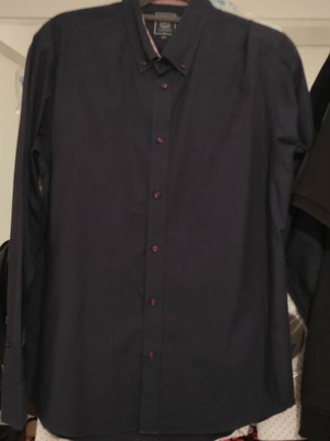 Portbello's shirt like new, slim fit, size M, blue and black