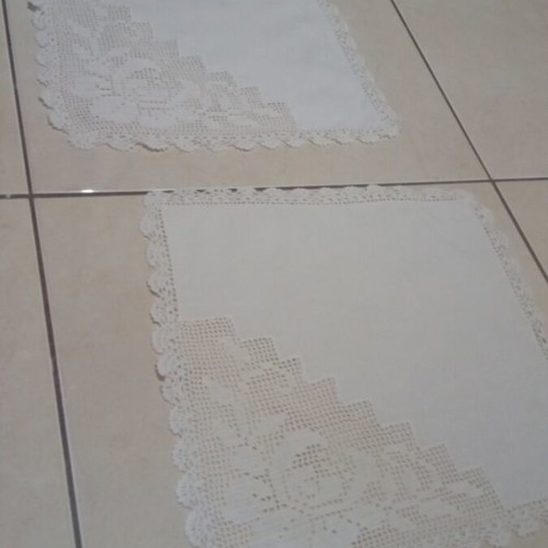 Set of 6 handmade small doilies 35x35 cm new