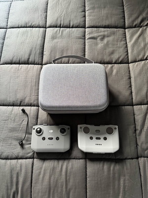 DJI RC-N1 like new with silicone case and case for Mini 3 and 3 Pro
