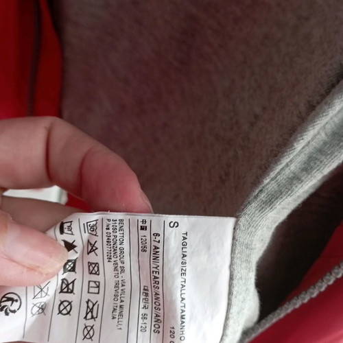 Benetton jacket used, red, size S 6-7 years