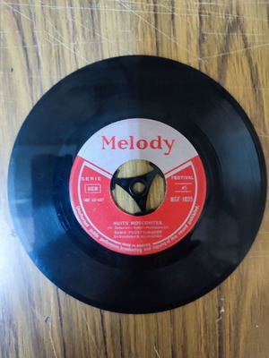 45 RPM vinyl record used The Sania Poustylnikoff Orchestra – Volga / Nuits Moscovites