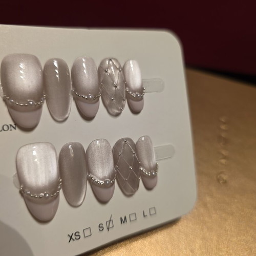 Handmade double layered acrylic cat eye press on nails