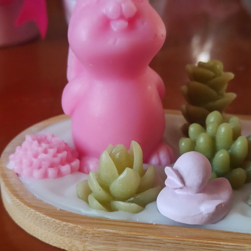 Wax treats new, handmade scented candles